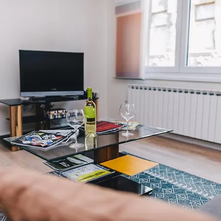 Daire Modern Near Cathedral - Location *