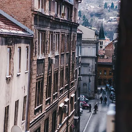 Modern Near Cathedral - Location Apartment Sarajevo